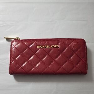 Michael Kors Quilted Wallet
